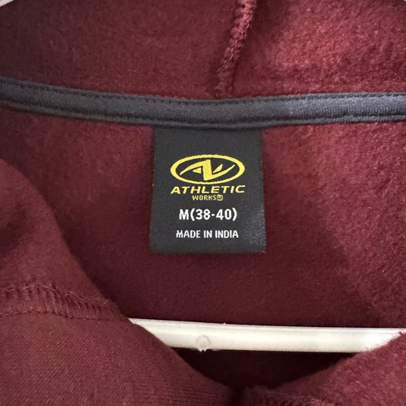 Athletic Works Men’s/Boys Maroon Hoodie - Picture 3 of 4